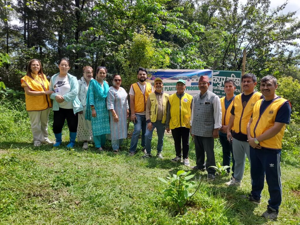 tree plantation program by lions club